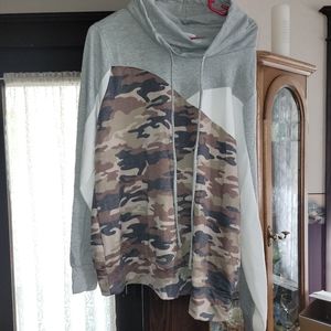 Chic soul boutique plus 1x cowl neck sweater gray white and camo